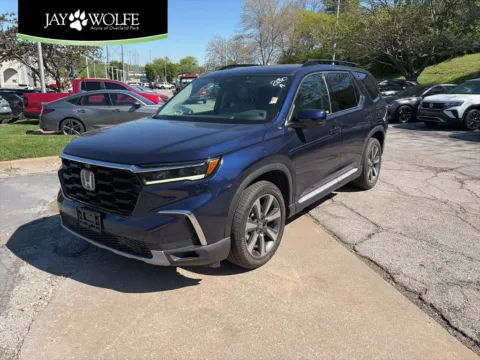 Black 2024 Honda Pilot Elite for sale in Overland Park, KS