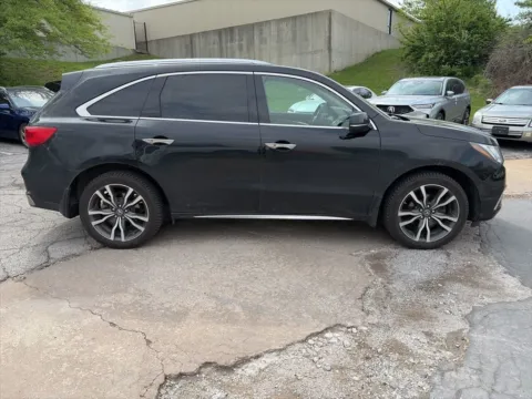More photos of 2020 Acura MDX w/Advance Pkg at Acura of Overland Park, KS