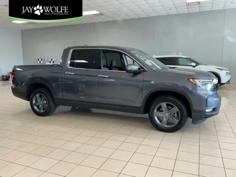 Gray 2023 Honda Ridgeline RTL-E for sale in Overland Park, KS