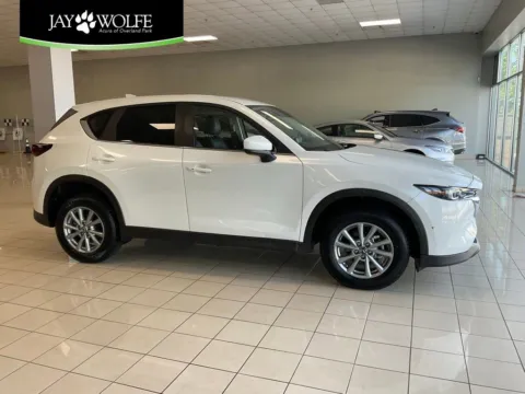 White 2023 Mazda CX-5 2.5 S Select Package for sale in Overland Park, KS