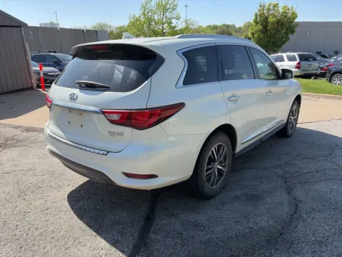 More photos of 2016 INFINITI QX60 at Acura of Overland Park, KS