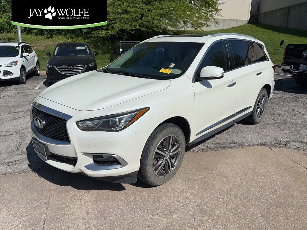 White 2016 INFINITI QX60 for sale in Overland Park, KS