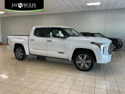 White 2024 Toyota Tundra Capstone Hybrid for sale in Overland Park, KS