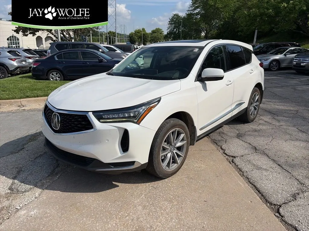 White 2023 Acura RDX w/Technology Package for sale in Overland Park, KS