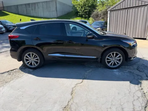 More photos of 2023 Acura RDX w/Technology Package at Acura of Overland Park, KS