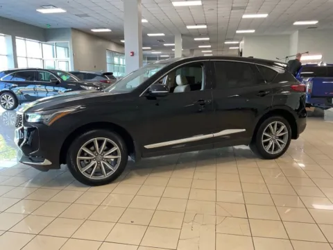 Photos of 2023 Acura RDX w/Technology Package for sale in Overland Park, KS at Acura of Overland Park