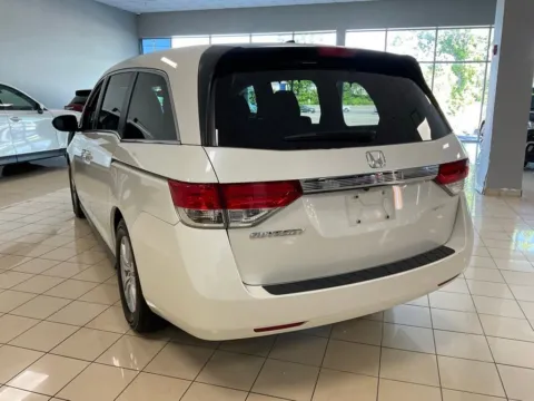 More photos of 2016 Honda Odyssey EX-L at Acura of Overland Park, KS