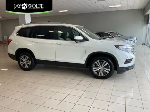 White 2016 Honda Pilot EX-L for sale in Overland Park, KS