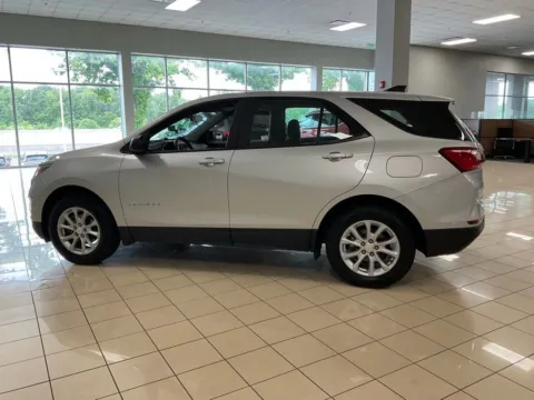 More photos of 2021 Chevrolet Equinox LS at Acura of Overland Park, KS