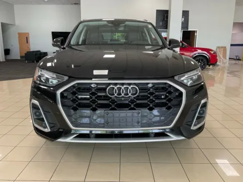 Photos of 2023 Audi Q5 S line Premium Plus for sale in Overland Park, KS at Acura of Overland Park