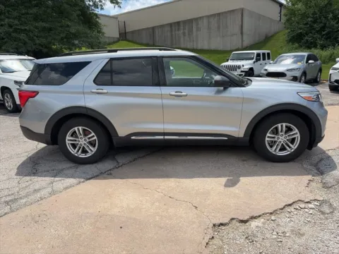 More photos of 2020 Ford Explorer XLT at Acura of Overland Park, KS