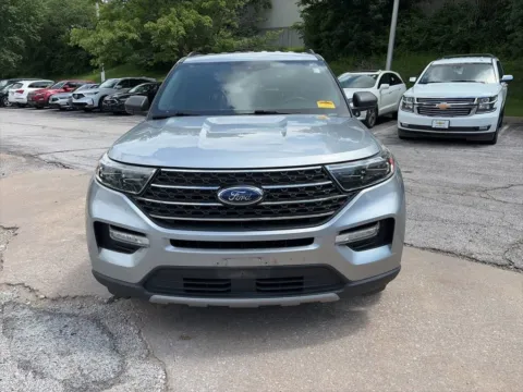 Photos of 2020 Ford Explorer XLT for sale in Overland Park, KS at Acura of Overland Park