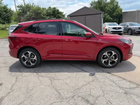 More photos of 2023 Ford Escape ST-Line Select at Acura of Overland Park, KS