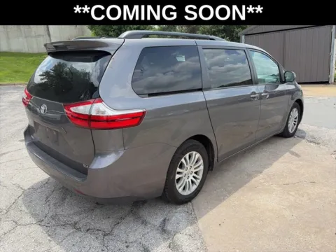 More photos of 2017 Toyota Sienna XLE at Acura of Overland Park, KS