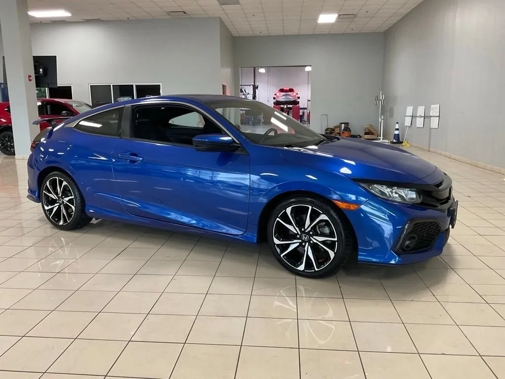 Used 2019 Honda Civic Si with VIN 2HGFC3A57KH751108 for sale in Kansas City