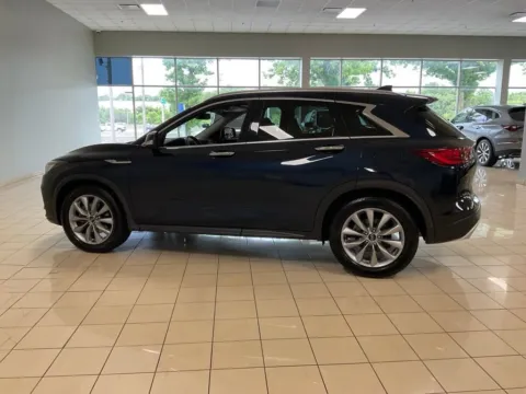 More photos of 2022 INFINITI QX50 LUXE at Acura of Overland Park, KS