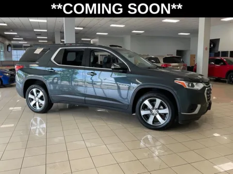Gray 2020 Chevrolet Traverse LT Leather for sale in Overland Park, KS