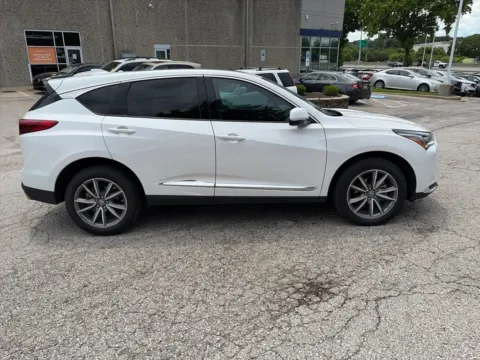 More photos of 2024 Acura RDX w/Technology Package at Acura of Overland Park, KS