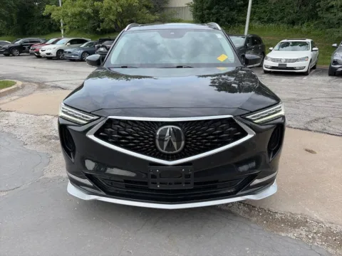 Photos of 2024 Acura MDX w/Technology Package for sale in Overland Park, KS at Acura of Overland Park