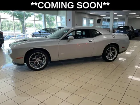 More photos of 2020 Dodge Challenger SXT at Acura of Overland Park, KS