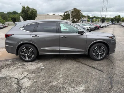 More photos of 2026 Acura MDX w/Advance Package at Acura of Overland Park, KS