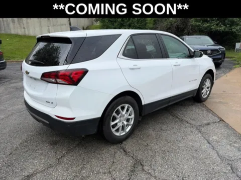 More photos of 2024 Chevrolet Equinox LT at Acura of Overland Park, KS