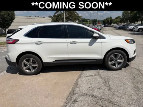 More photos of 2020 Ford Edge SEL at Acura of Overland Park, KS