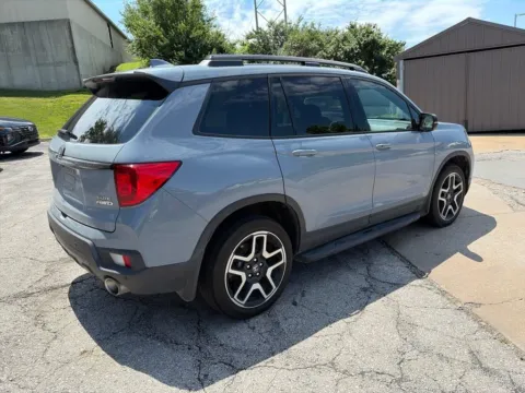 More photos of 2023 Honda Passport Elite at Acura of Overland Park, KS