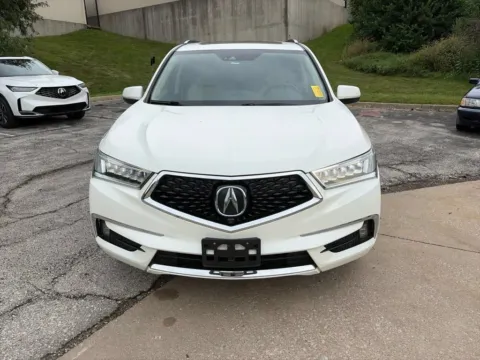 Photos of 2019 Acura MDX w/Advance Pkg for sale in Overland Park, KS at Acura of Overland Park