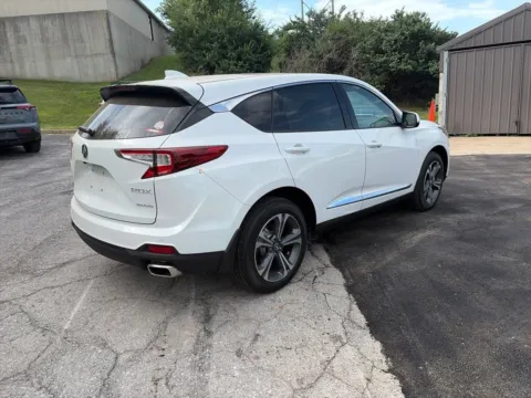 More photos of 2024 Acura RDX w/Advance Package at Acura of Overland Park, KS