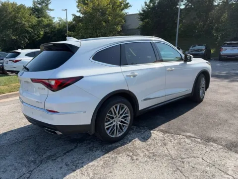 More photos of 2022 Acura MDX w/Advance Package at Acura of Overland Park, KS