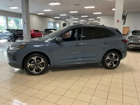 More photos of 2023 Ford Escape ST-Line Select at Acura of Overland Park, KS