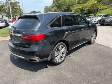 More photos of 2018 Acura MDX w/Technology Pkg at Acura of Overland Park, KS