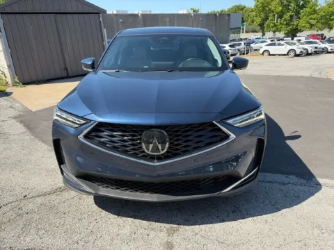 Photos of 2026 Acura MDX w/Technology Package for sale in Overland Park, KS at Acura of Overland Park
