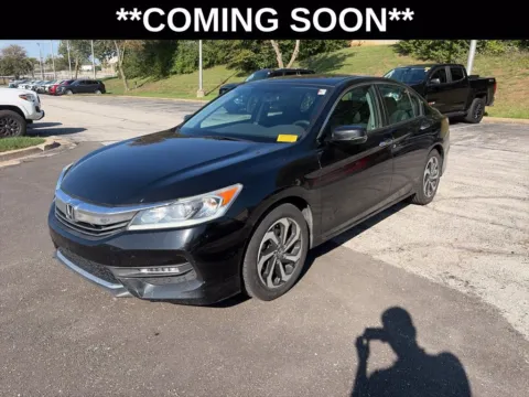 Black 2017 Honda Accord Sedan EX for sale in Overland Park, KS
