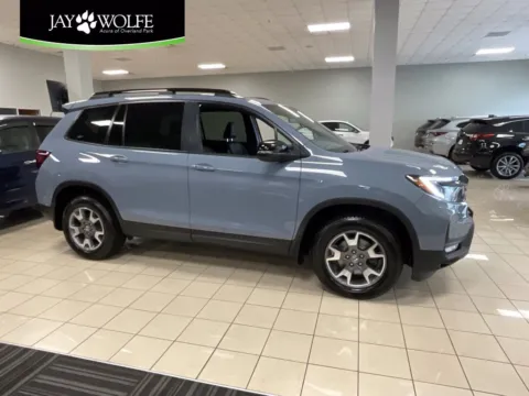 Gray 2022 Honda Passport TrailSport for sale in Overland Park, KS