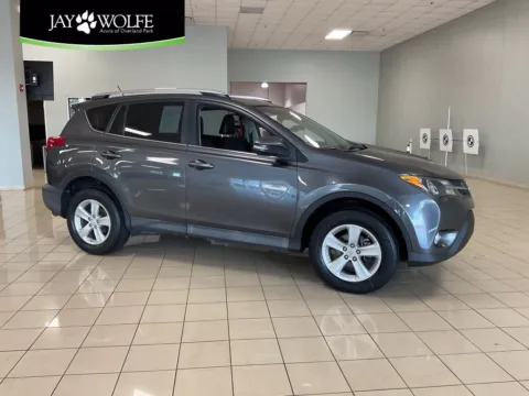 Gray 2014 Toyota RAV4 XLE for sale in Overland Park, KS