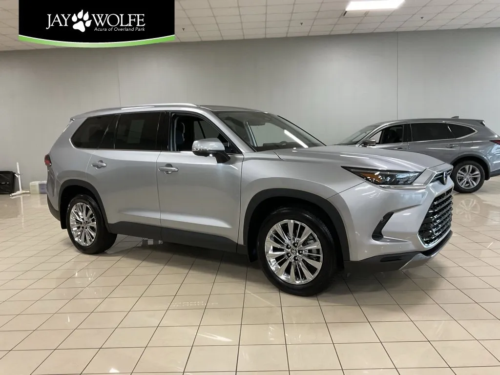 2024 Toyota Grand Highlander Platinum for sale in Overland Park, KS