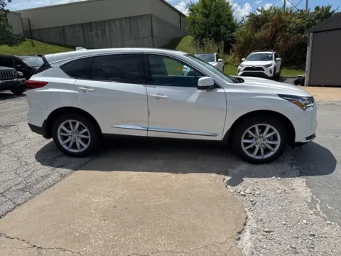 More photos of 2023 Acura RDX at Acura of Overland Park, KS
