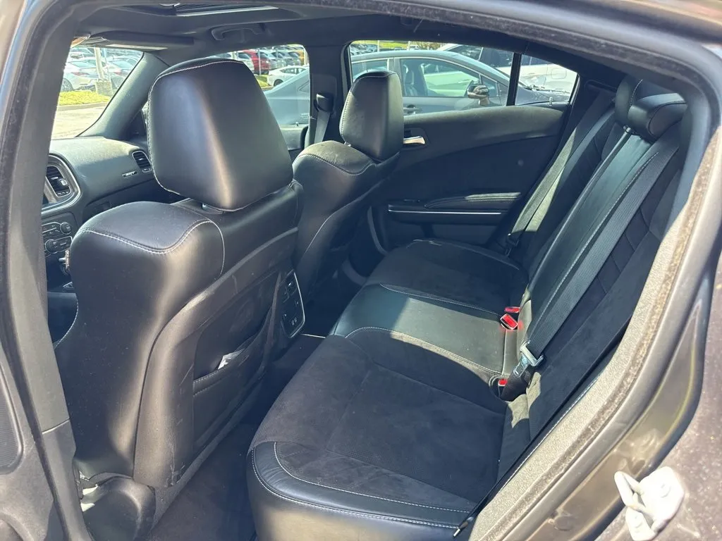 2018 Dodge Charger SRT8 392 photo 4