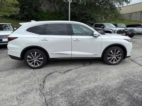 More photos of 2025 Acura MDX w/Technology Package at Acura of Overland Park, KS