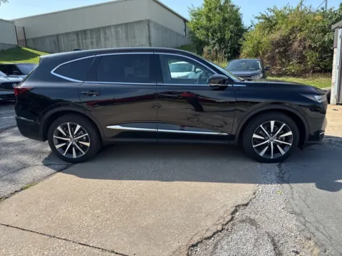 More photos of 2025 Acura MDX w/Technology Package at Acura of Overland Park, KS
