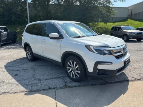 Another view of 2020 Honda Pilot EX-L for sale in Overland Park, KS at Acura of Overland Park