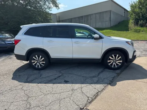 More photos of 2020 Honda Pilot EX-L at Acura of Overland Park, KS