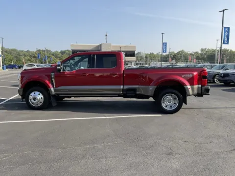 More photos of 2023 Ford Super Duty F-450 DRW King Ranch at Acura of Overland Park, KS