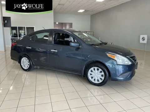 Gray 2017 Nissan Versa Sedan SV for sale in Overland Park, KS