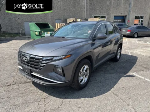 Gray 2023 Hyundai Tucson SEL for sale in Overland Park, KS