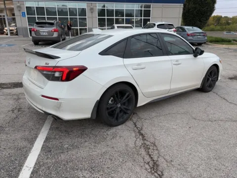 More photos of 2025 Honda Civic Si at Acura of Overland Park, KS