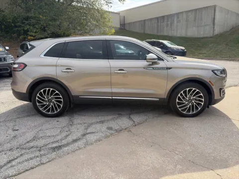 More photos of 2020 Lincoln Nautilus Reserve at Acura of Overland Park, KS