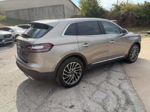 More photos of 2020 Lincoln Nautilus Reserve at Acura of Overland Park, KS